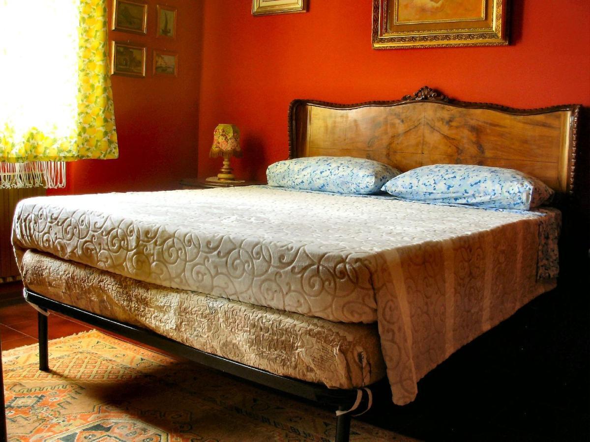 Bed & Breakfast Da Marco トスコラーノ・マデルノ エクステリア 写真