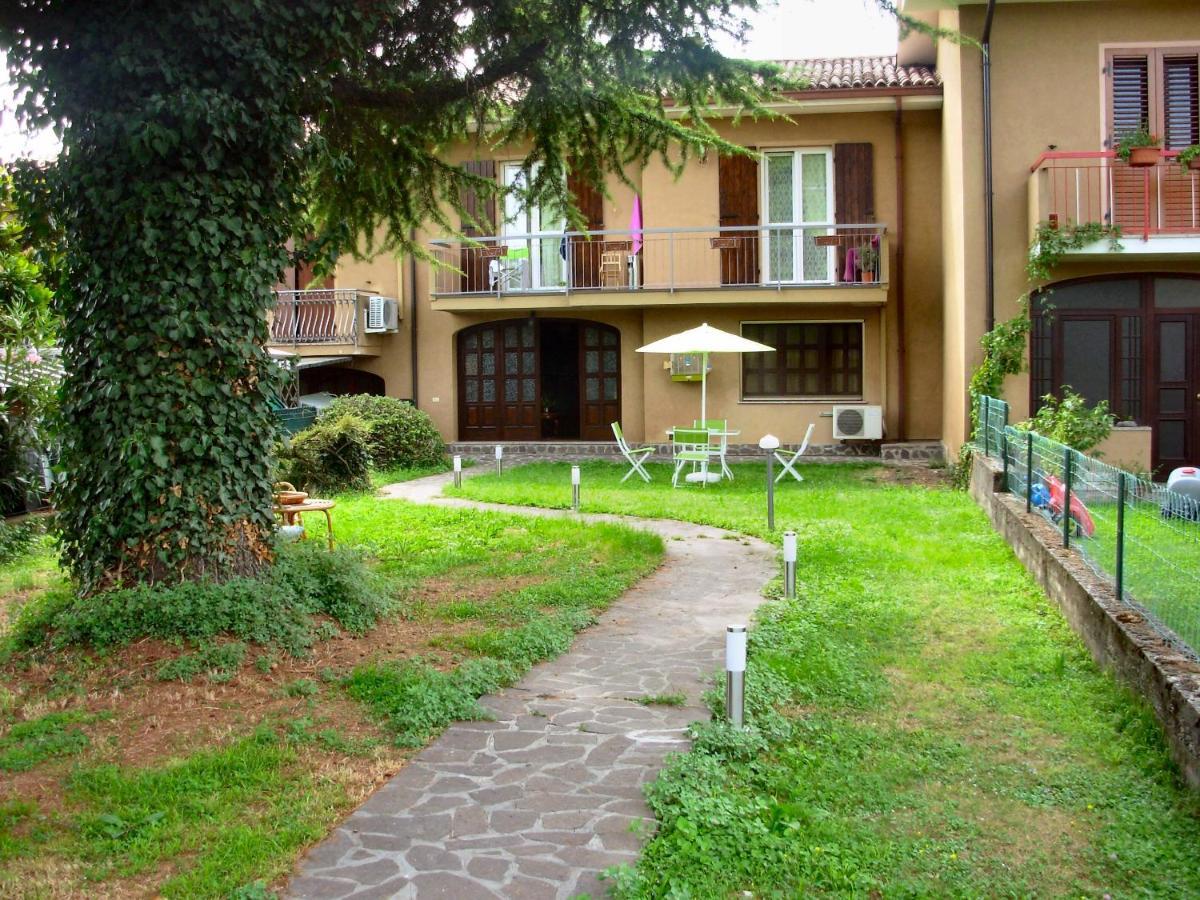 Bed & Breakfast Da Marco トスコラーノ・マデルノ エクステリア 写真